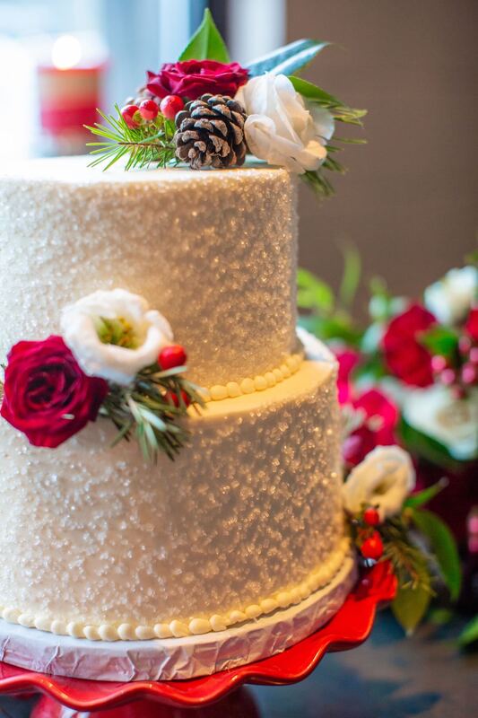 small-wedding-cake