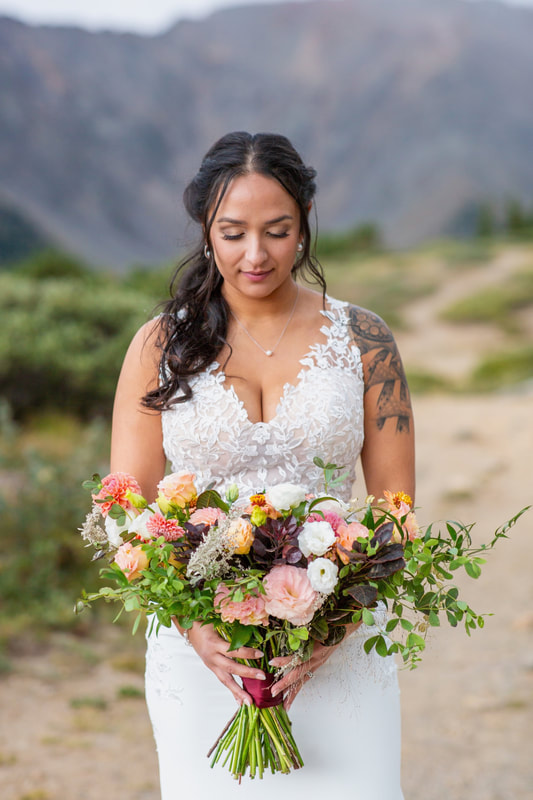 colorado-elopement-package-florals