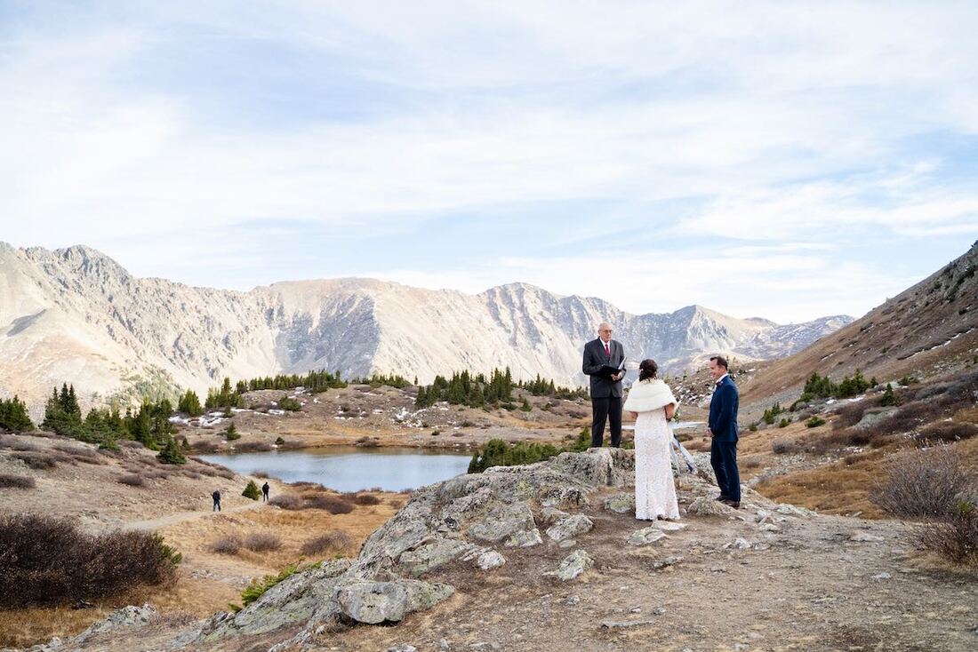 Custom weddings of Colorado