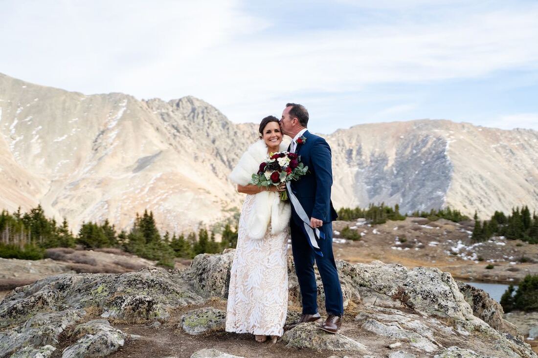 intimate weddings in colorado