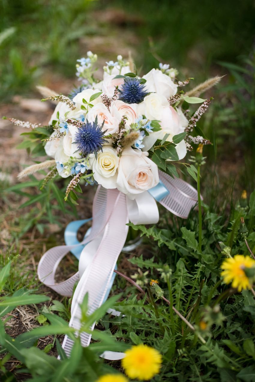 small intimate wedding pacakge bouquet