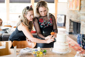 How to plan a small wedding