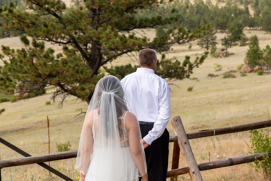 Custom weddings of Colorado