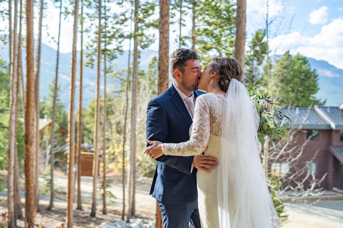intimate weddings in colorado