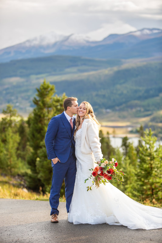 micro-wedding-colorado