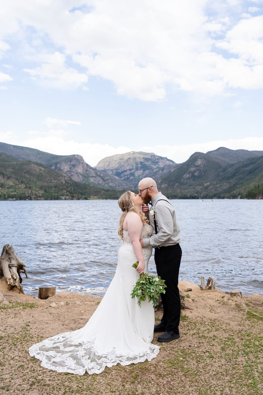 grand-lake-micro-wedding