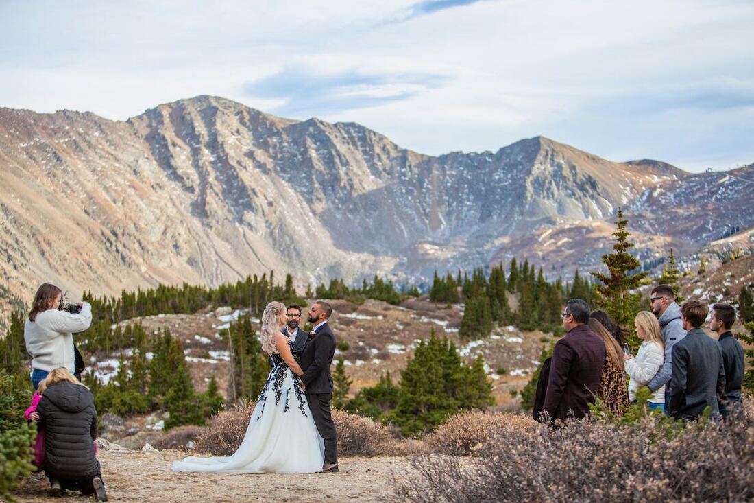 Intimate Colorado wedding