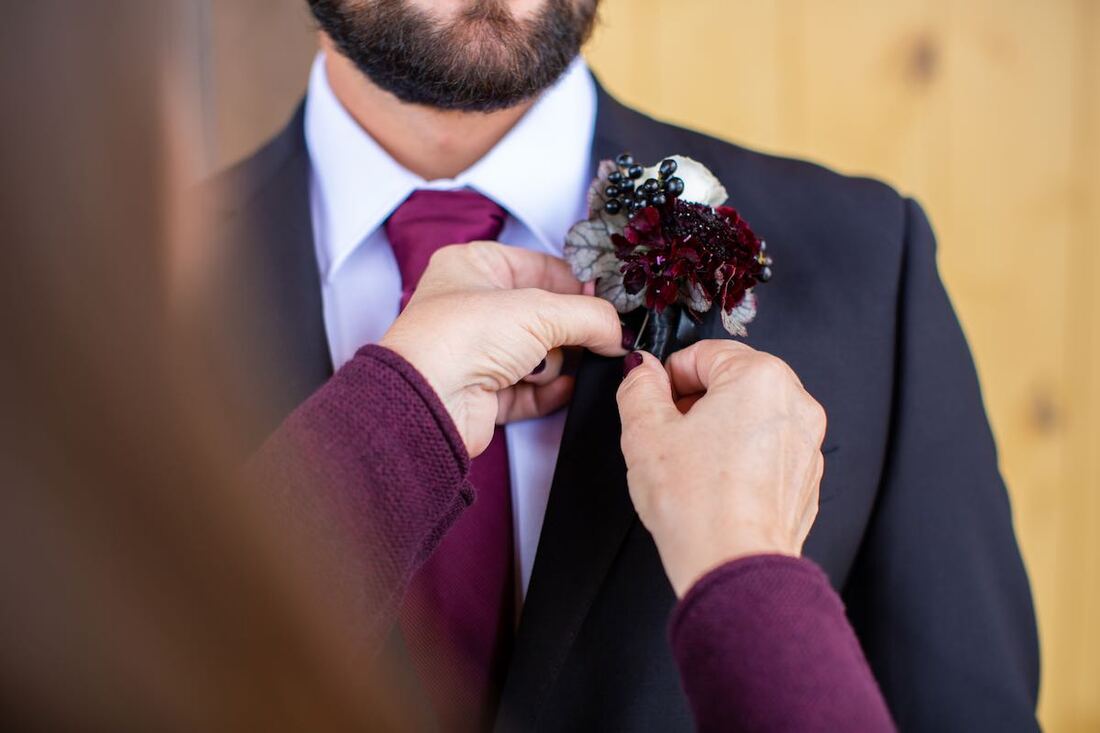 Custom weddings of Colorado