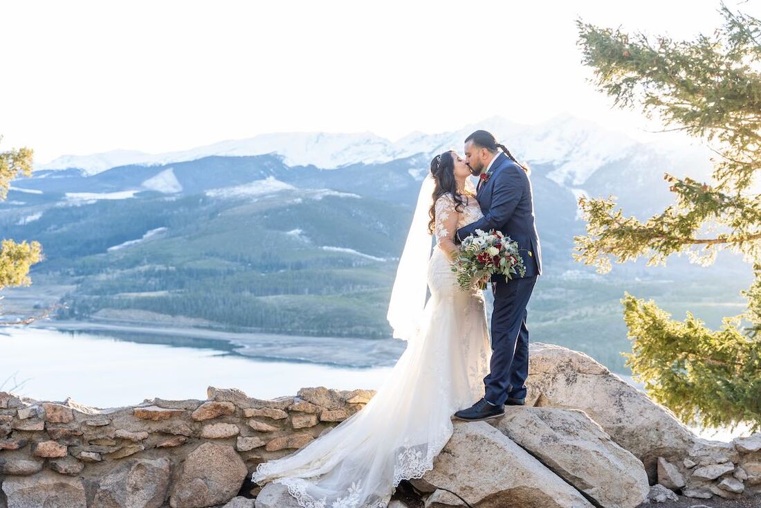 Sapphire Point Wedding Package