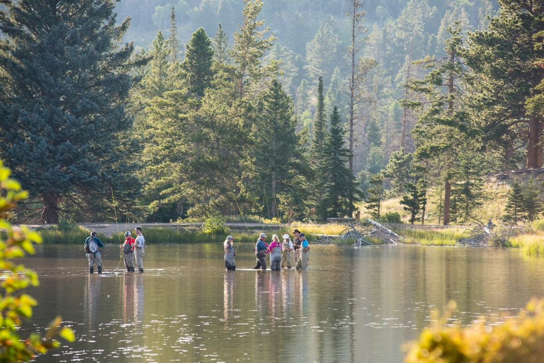 elopement packages Colorado bouquet