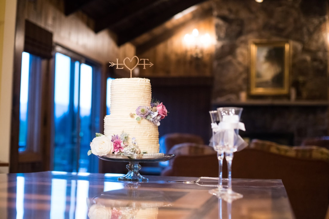 tiny wedding cake colorado