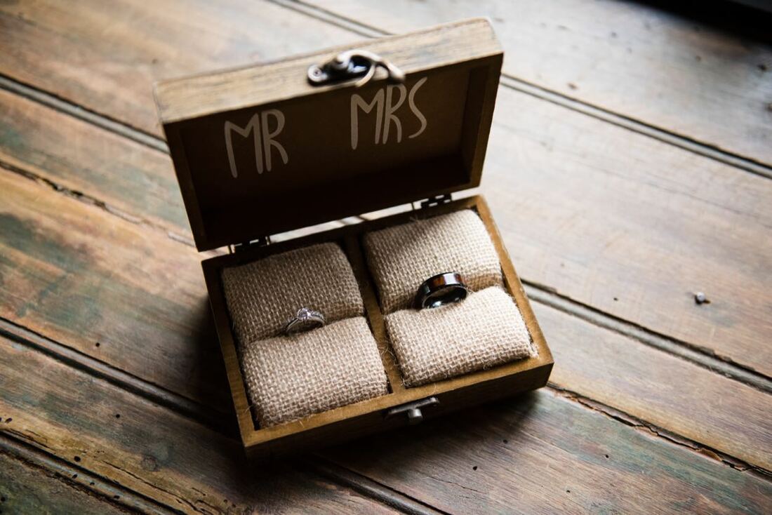 small wedding colorado rings