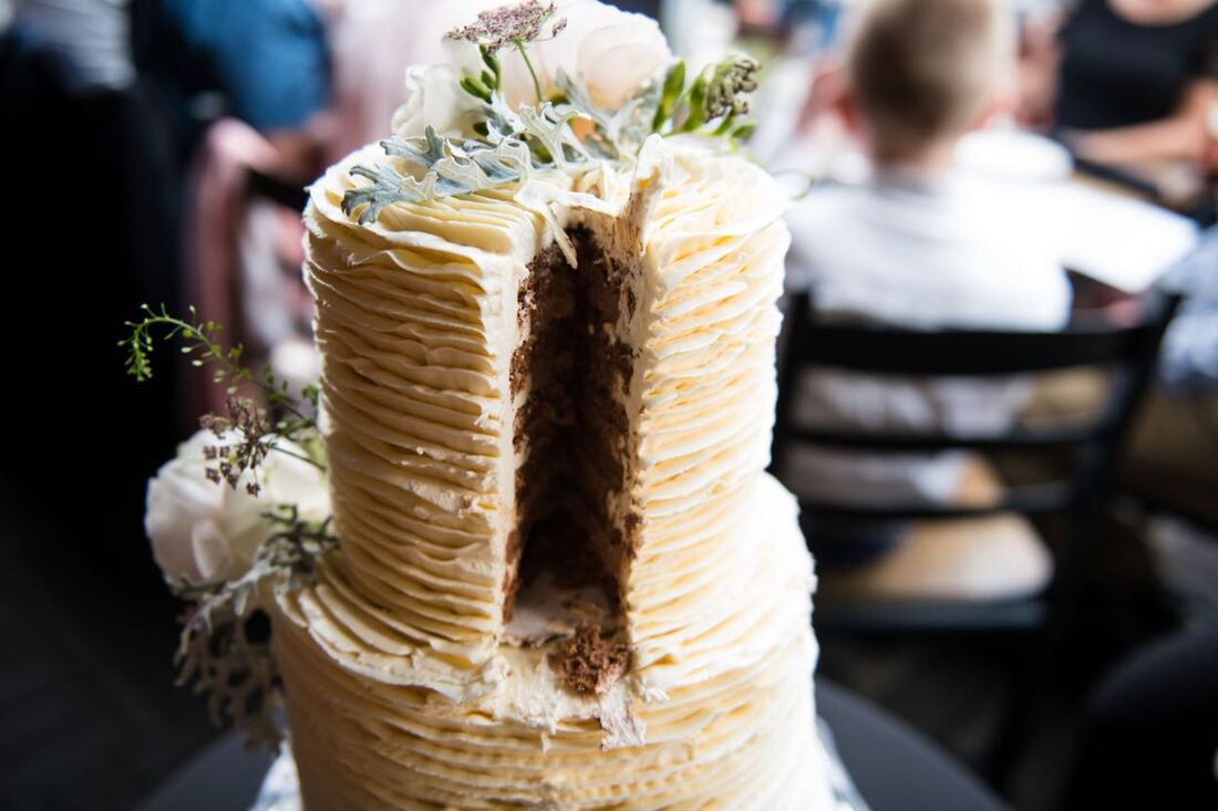 Colorado wedding cake
