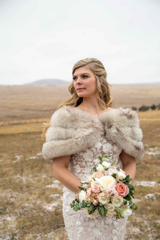 Colorado-microwedding-bride